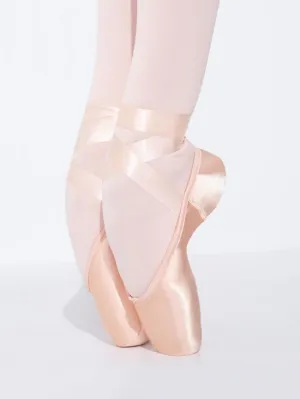 CAPEZIO - Airess Pointe Shoe / Broad / 6.5 Shank Strength
