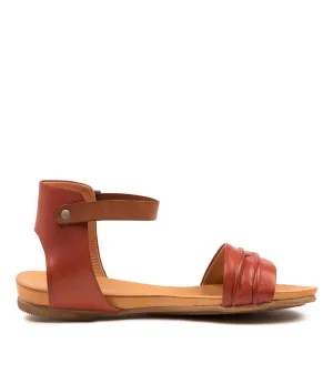 Eos Larni Sandal Brick/Brandy