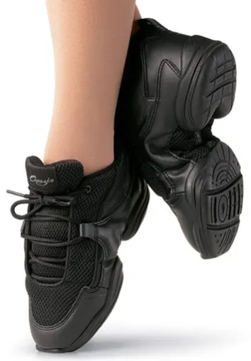 Fierce Dansneaker by Capezio