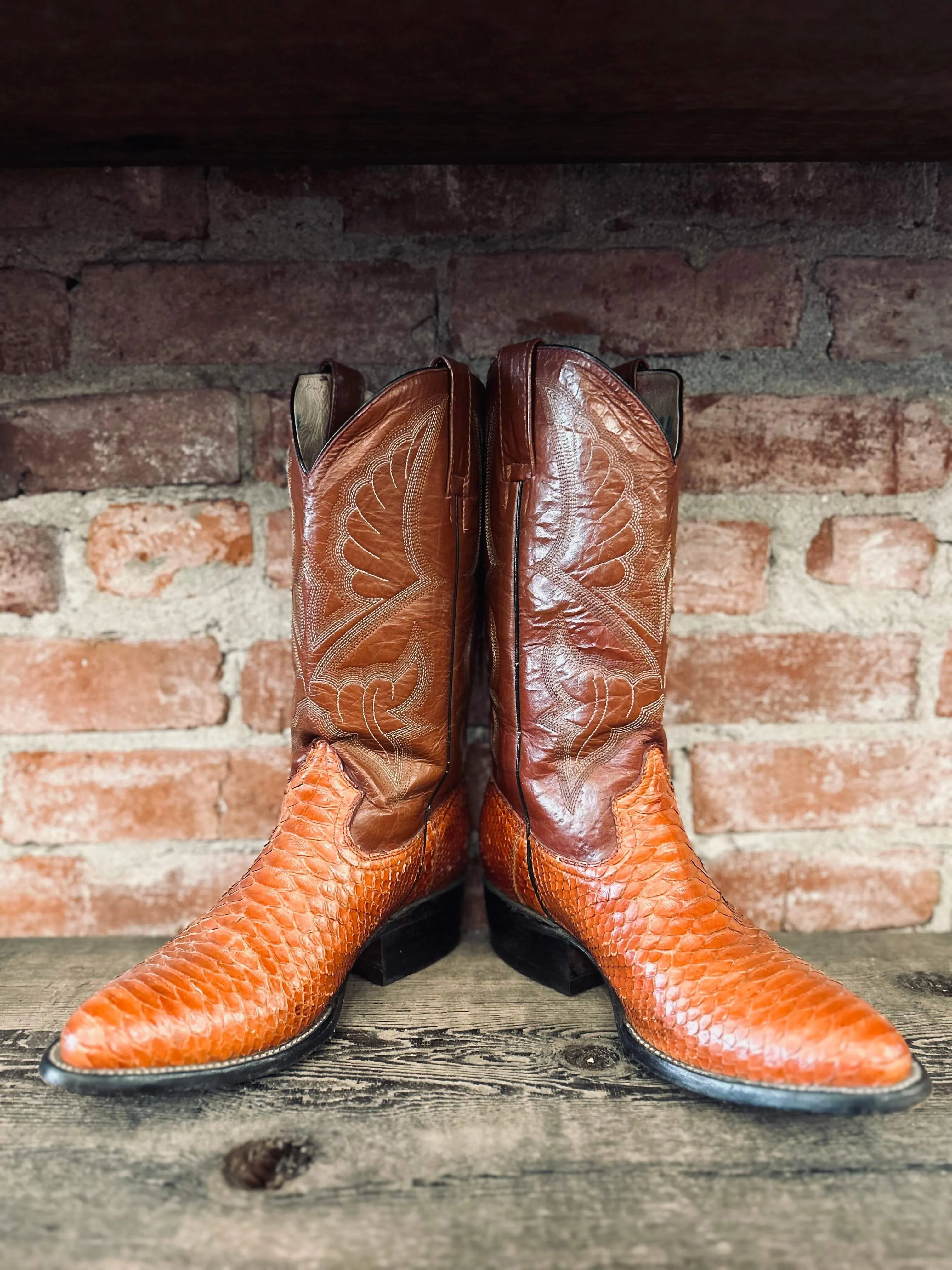 Genuine Snakeskin Cowboy Boots Men's Size 8 Wide / Women's Size 9.5 Wide