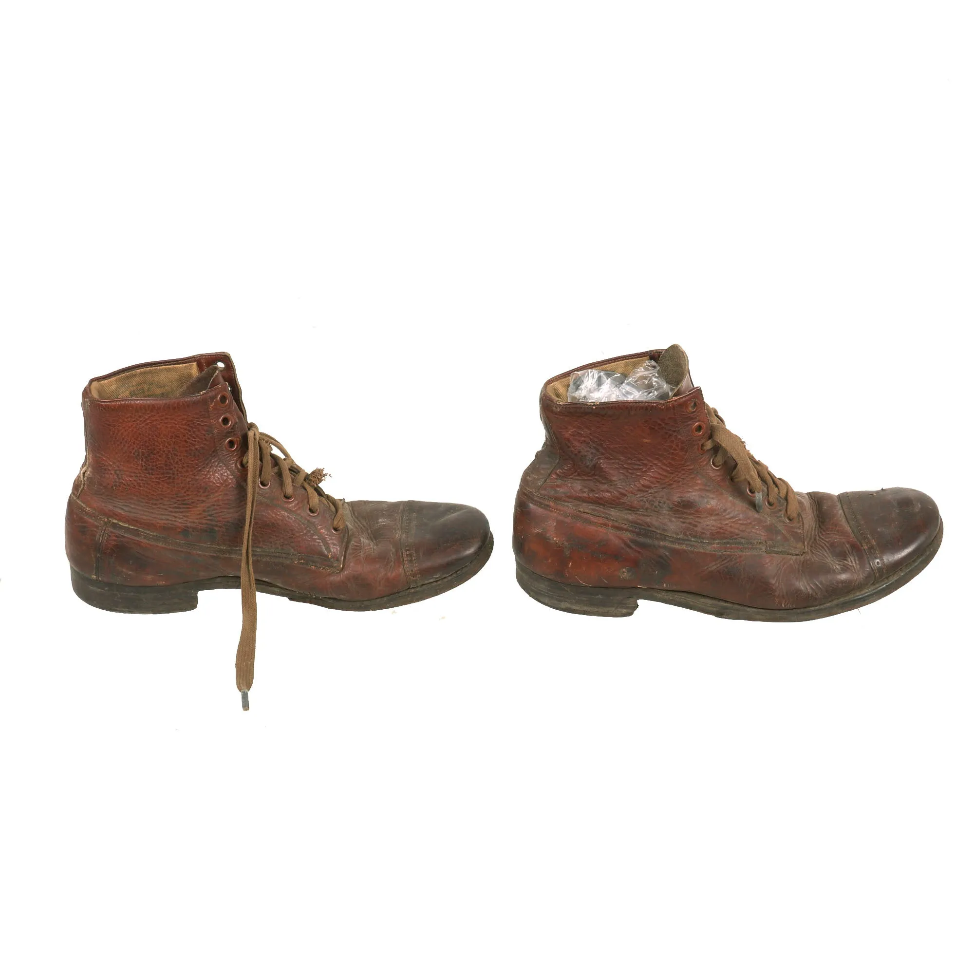 Original U.S. WWI Pair of M1912 Russet Marching Shoes - 1917 Dated - Size 7 ½