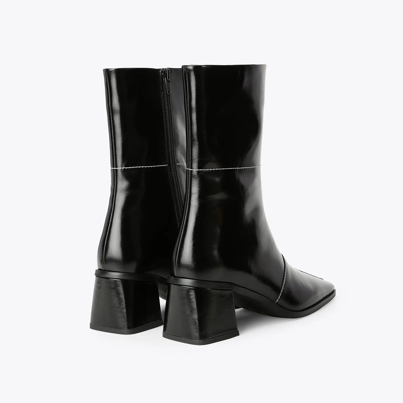 REGINA Bottes Diagonale - Noir Coccinelle