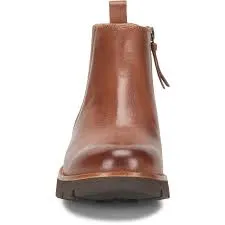 SOFFT Paige Bootie in Bourbon