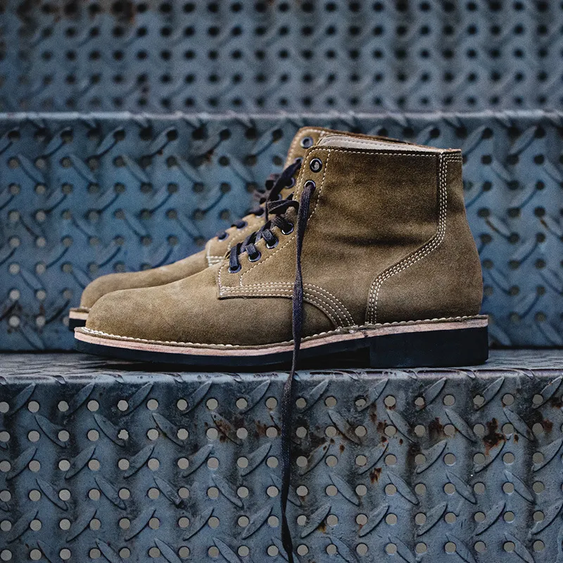 Suede boondocker boots for man