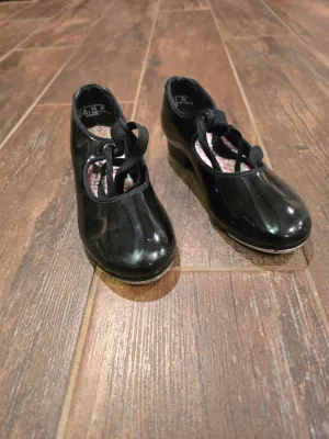 Tap shoes  - size Shoes:      12 & 12.5 (Little Kid)