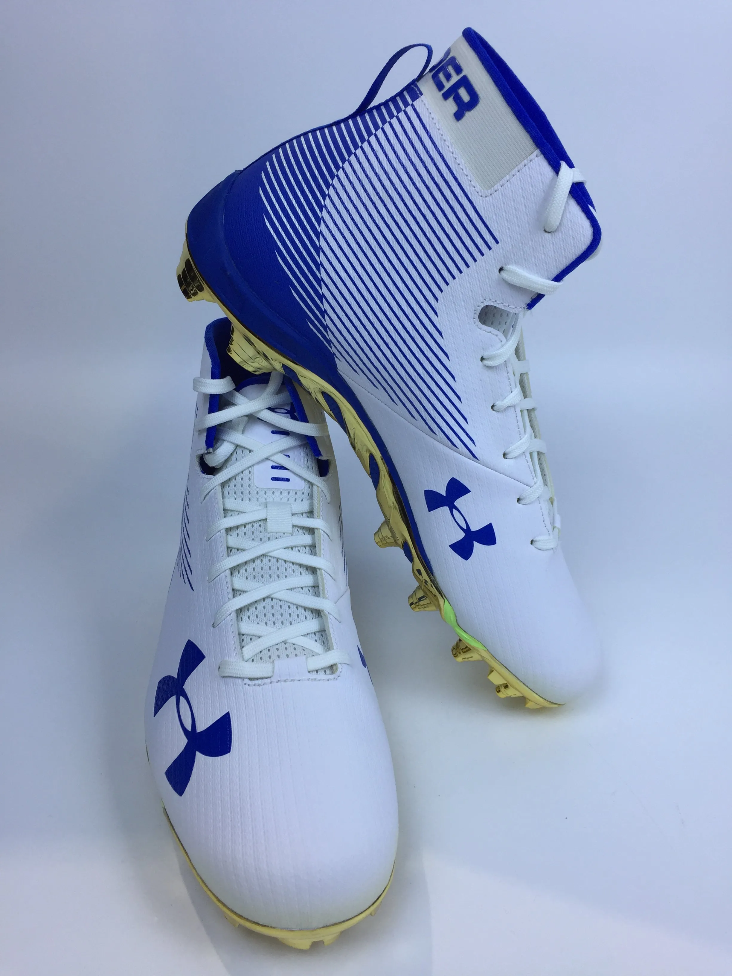 Under Armour Men Sport Cleats White Size 18 Pair of Shoes